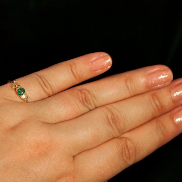 Natural Alexandrite June Birthstone 18K Yellow Gold Stackable Ring - Picture 2 of 5